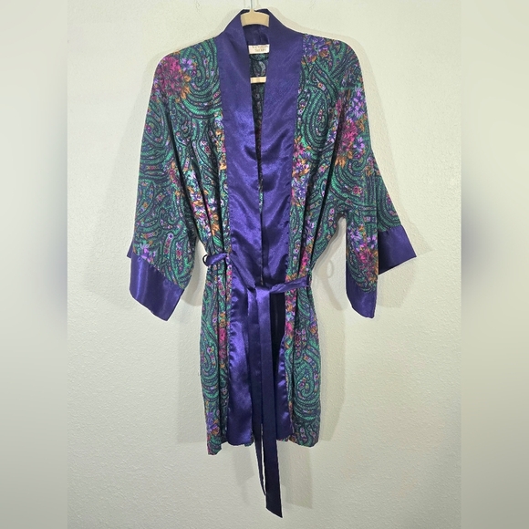 Victoria's Secret Vintage Gold Label Floral Rich Green/Purple/Burgundy Robe, O/S - Picture 1 of 7